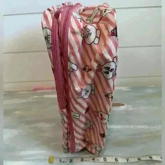 Travel Bag pack a your items and keep organized while on the go - Picture 8 of 12